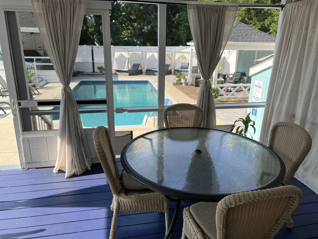 1ba84573e2dc4f5d8f5cad60b88ad72f LargeOriginal.jpg