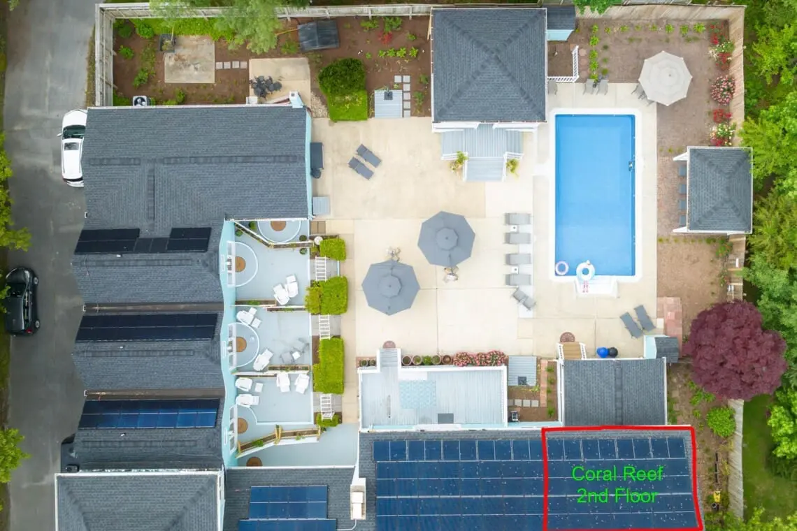 1d09c1f50bb848978bb2c832f4448e55 LargeOriginal.jpg