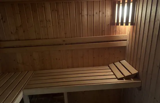 21ffc6aec41b4bdcb50e926130bcb84b LargeOriginal.jpg