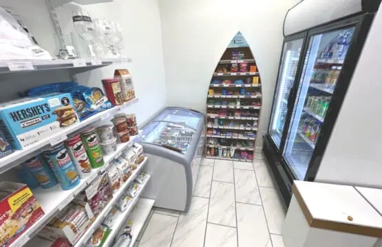 2400b387cc574e268a56d32a84ad8615 LargeOriginal.jpg