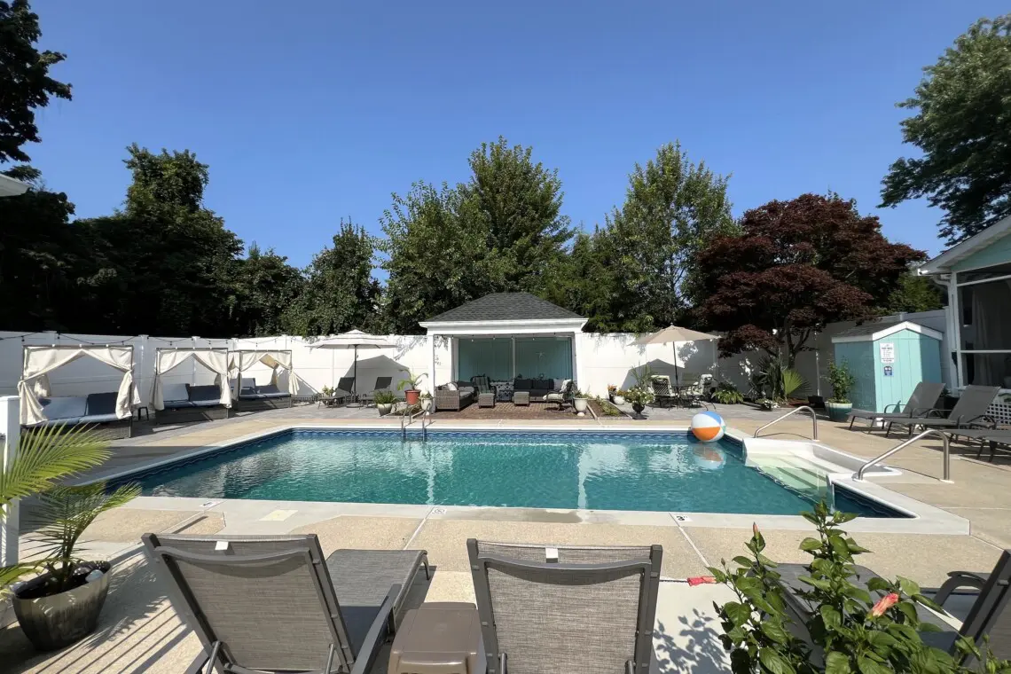 2826b86fd38f44fda7fa2205615e15cc LargeOriginal.jpg