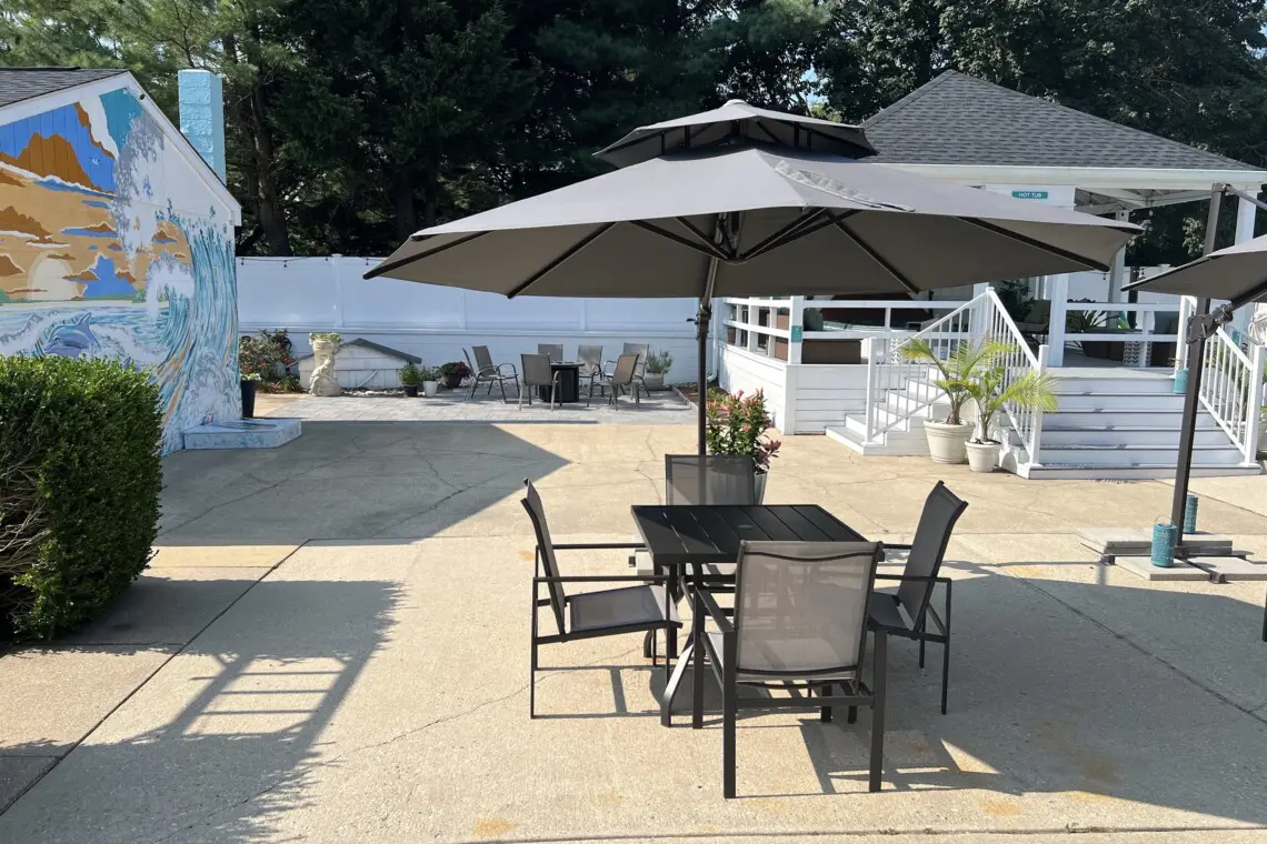 3b4464ec357a41ee91ae700d3af22126 LargeOriginal.jpg