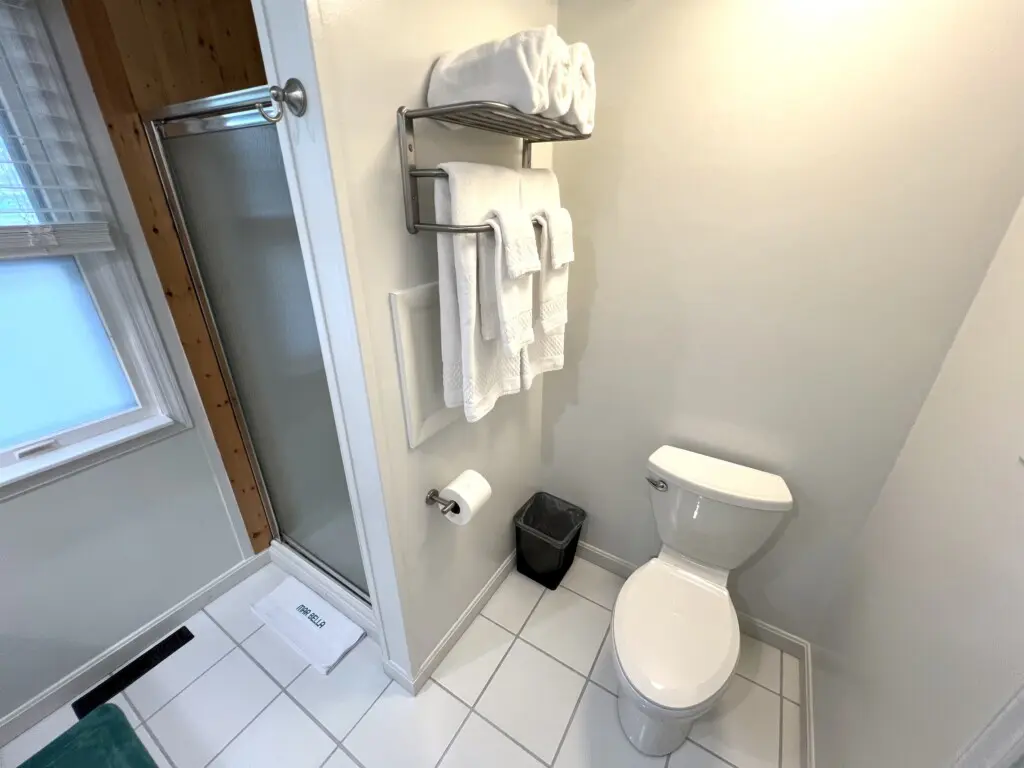 4498add380774ddd8cd9e8e7c46012b6 LargeOriginal.jpg