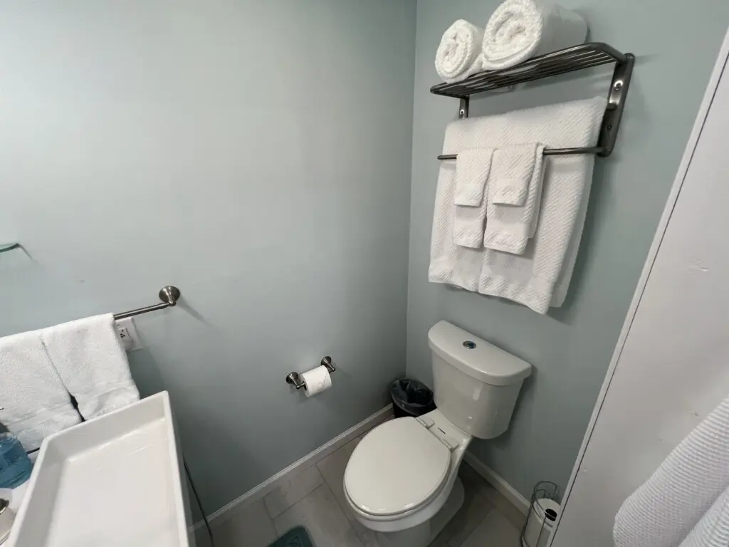 6f16959bad984ba4873099326784d94b LargeOriginal.jpg