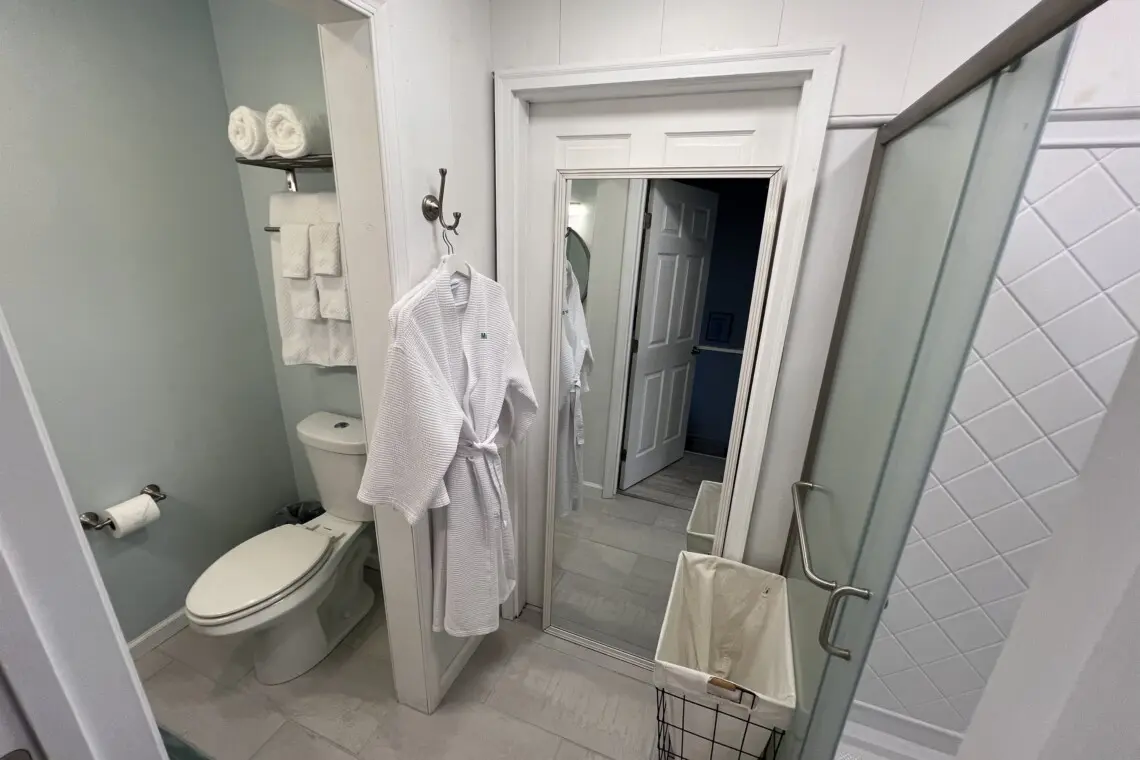 70ae791ff6184f5790b07e61cb7fbe97 LargeOriginal.jpg