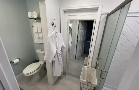 70ae791ff6184f5790b07e61cb7fbe97 LargeOriginal.jpg