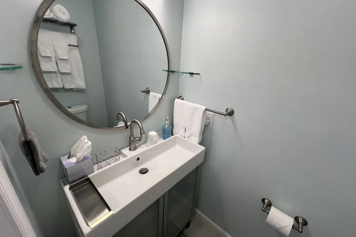 7a2c0e49d269453aa672ae48483307a7 LargeOriginal.jpg