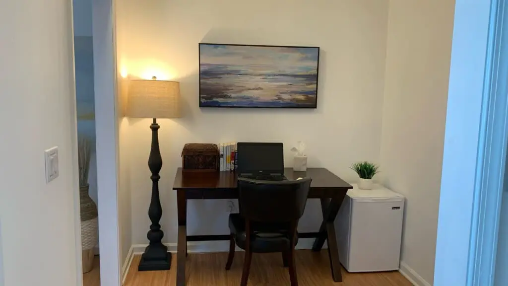 aadd77c5afa648b988e3ba571005eb18 LargeOriginal.jpg