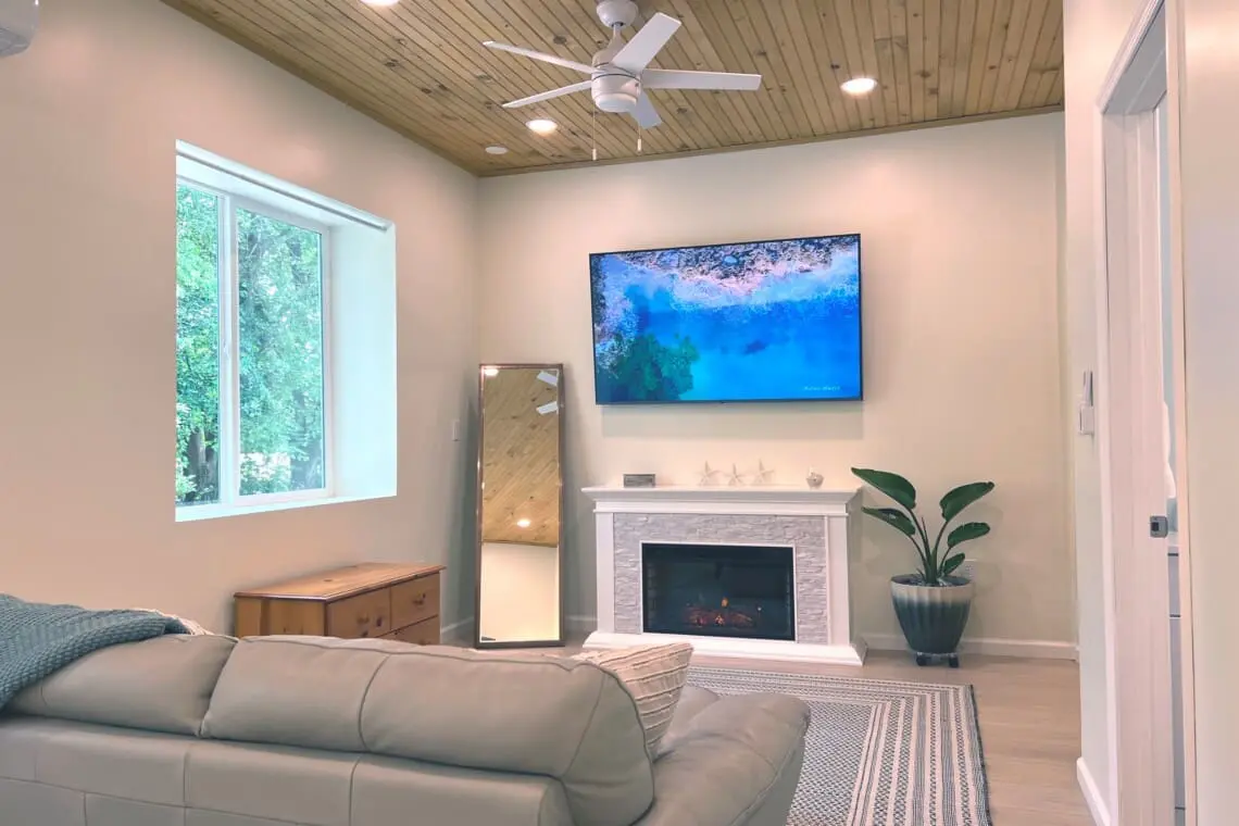 b93bb9fadac64ce6bb392842d903d8be LargeOriginal.jpg