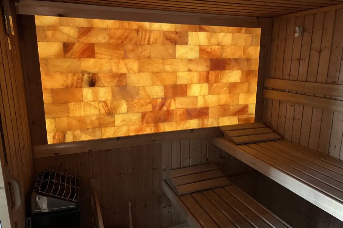 bb4ead3a978441b483e081e5917f4d02 LargeOriginal.jpg