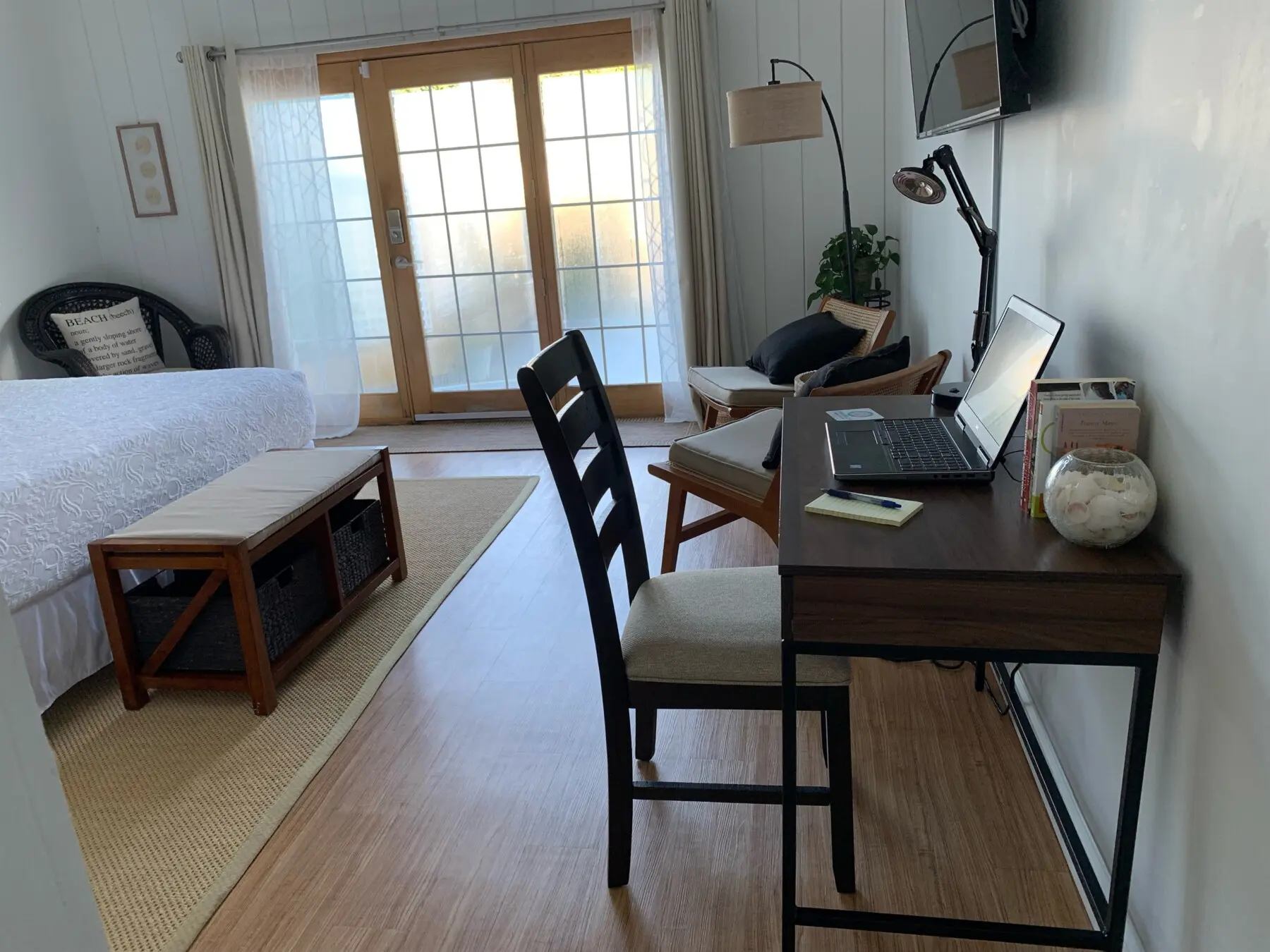 c4ff098b8c3041618a38167b1cd42ea6 LargeOriginal.jpg