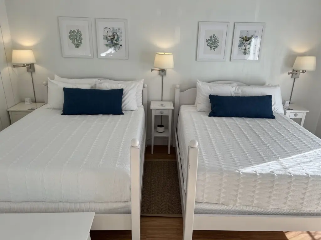 cfc0d976dd4047e18060554694028dc9 LargeOriginal.jpg