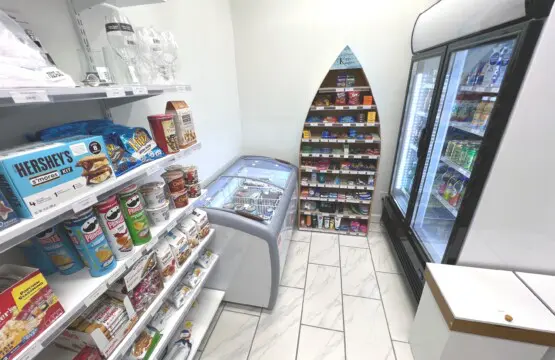 deb5257e5e194b1eb63ff5056cb30a71 LargeOriginal.jpg