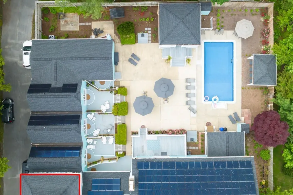 e044e2cdc79f4fd794c9b9c67468ead5 LargeOriginal.jpg