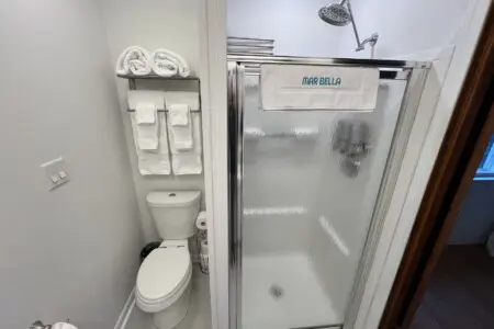 e2d53ab1a71b4f528220bb4f0ef2ffa1 LargeOriginal.jpg