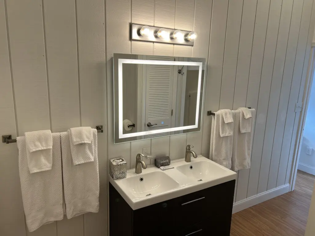 e9eea64b502148ba892b64482a793a12 LargeOriginal.jpg